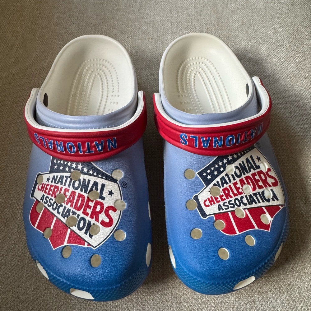 Crocs NCA Unisex adults Clogs Women Size 7  Men 5